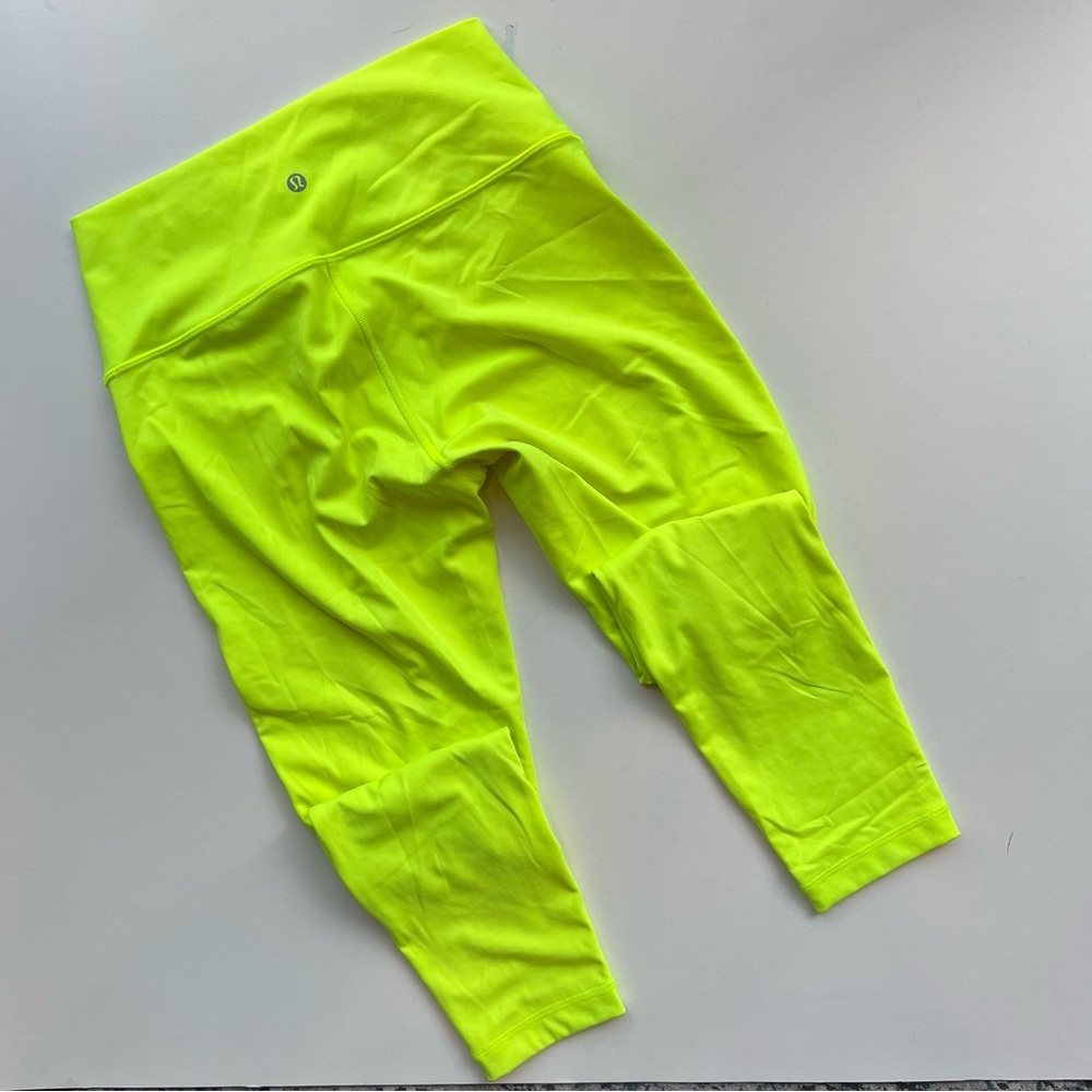 Lululemon Wunder Under High-Rise Tight 25" | Size 8 | Highlight Yellow